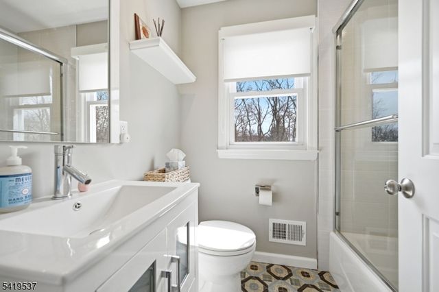 28 Raynor Rd, Morris Twp., NJ 07960