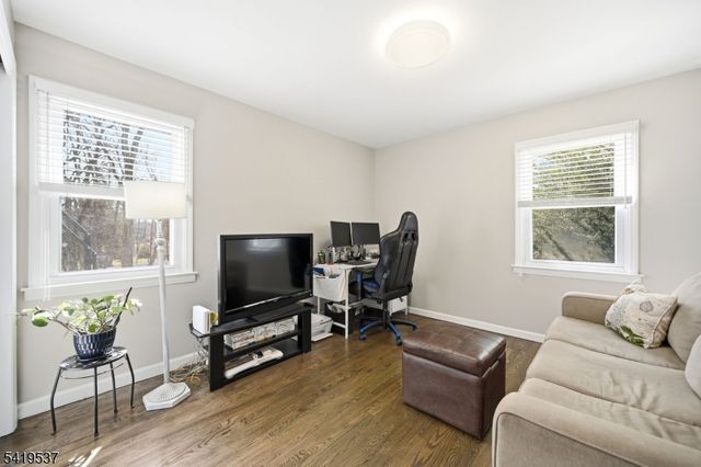 28 Raynor Rd, Morris Twp., NJ 07960