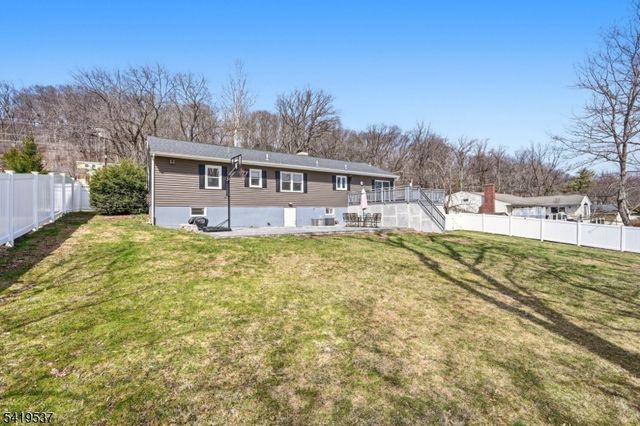 28 Raynor Rd, Morris Twp., NJ 07960