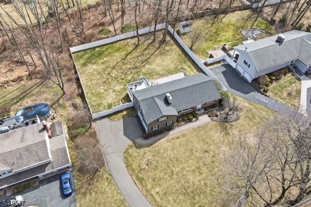 28 Raynor Rd, Morris Twp., NJ 07960