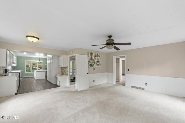 5312 Fredelia Drive, Toledo, OH 43623