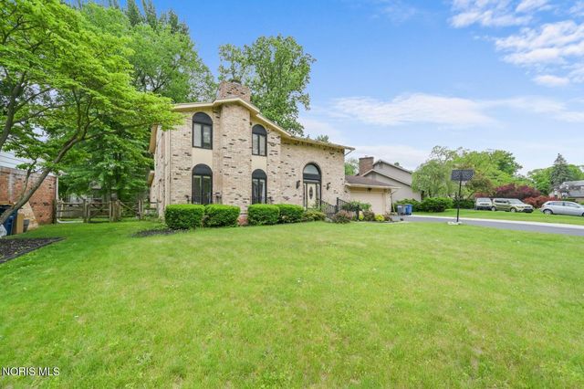 5312 Fredelia Drive, Toledo, OH 43623