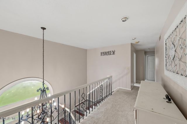 5312 Fredelia Drive, Toledo, OH 43623