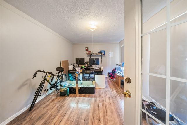 715 Marne Lane, Houston, TX 77090