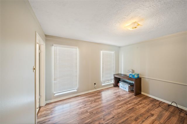 715 Marne Lane, Houston, TX 77090