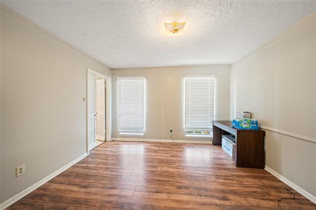 715 Marne Lane, Houston, TX 77090