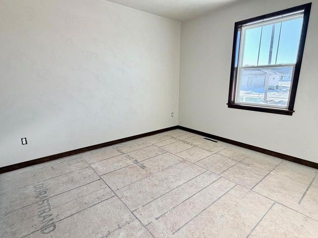 2040 RED FOX LANE, Kaukauna, WI 54130