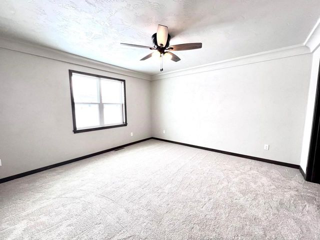 2040 RED FOX LANE, Kaukauna, WI 54130