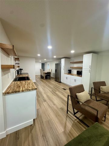 889 Quail Creek Circle, Pottsboro, TX 75076