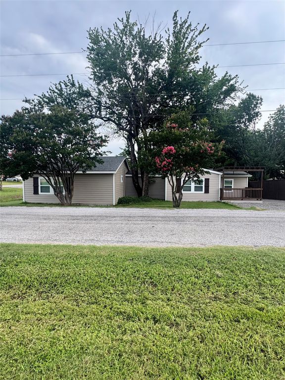 889 Quail Creek Circle, Pottsboro, TX 75076
