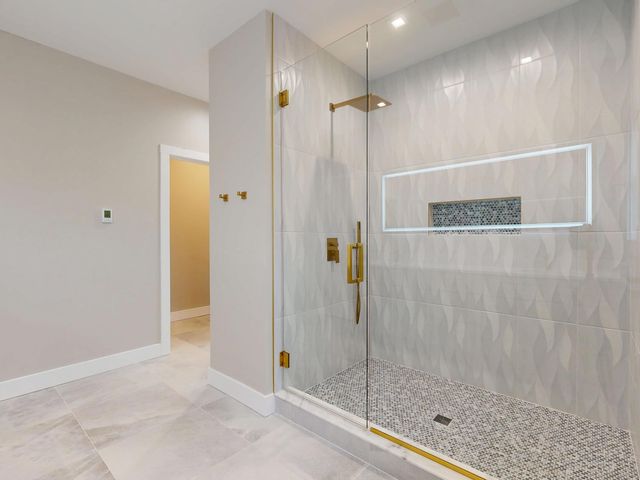 80 Sawmill Creek Trail, Saginaw, MI 48603