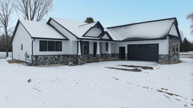 80 Sawmill Creek Trail, Saginaw, MI 48603