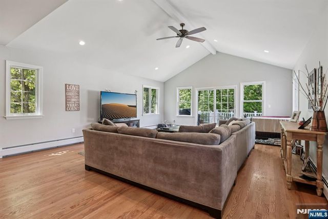 15 Orton Road, West Caldwell, NJ 07006