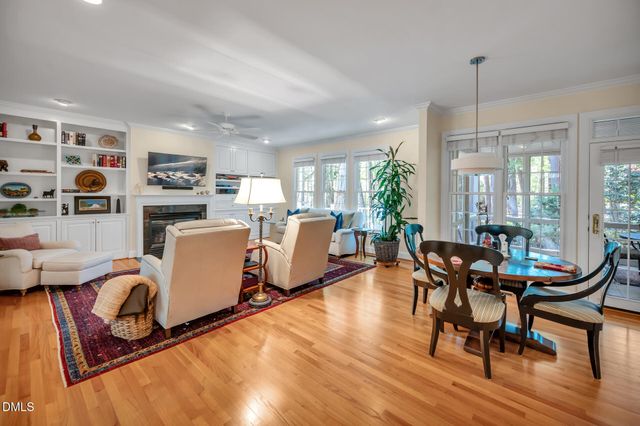 74304 Hasell, Chapel Hill, NC 27517