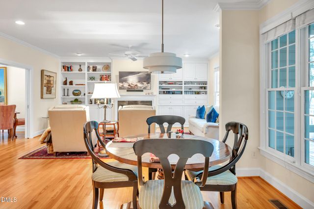 74304 Hasell, Chapel Hill, NC 27517