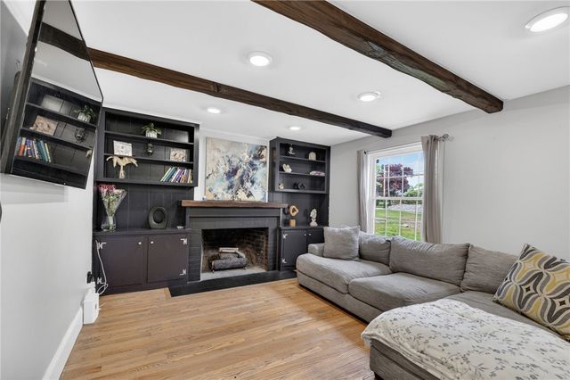 177 cowesett Avenue, West Warwick, RI 02893