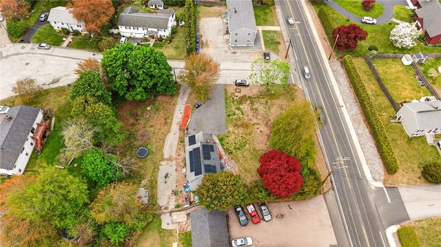 177 cowesett Avenue, West Warwick, RI 02893