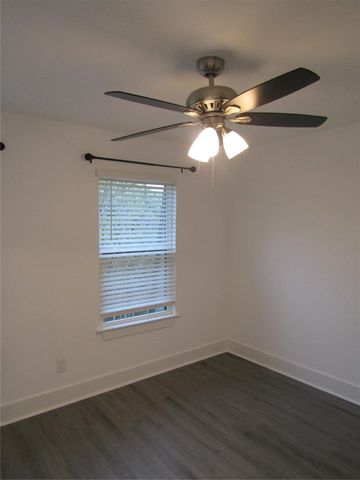 818 W Collins Street, Denton, TX 76201