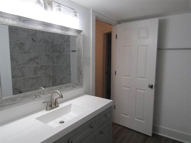 818 W Collins Street, Denton, TX 76201