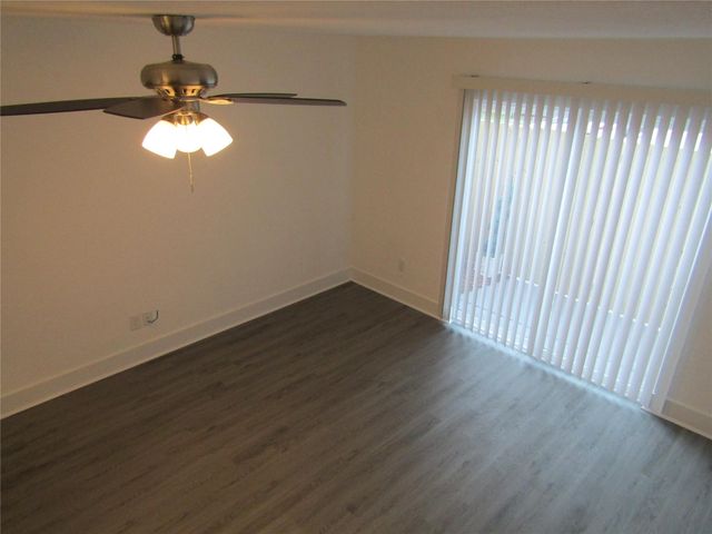 818 W Collins Street, Denton, TX 76201