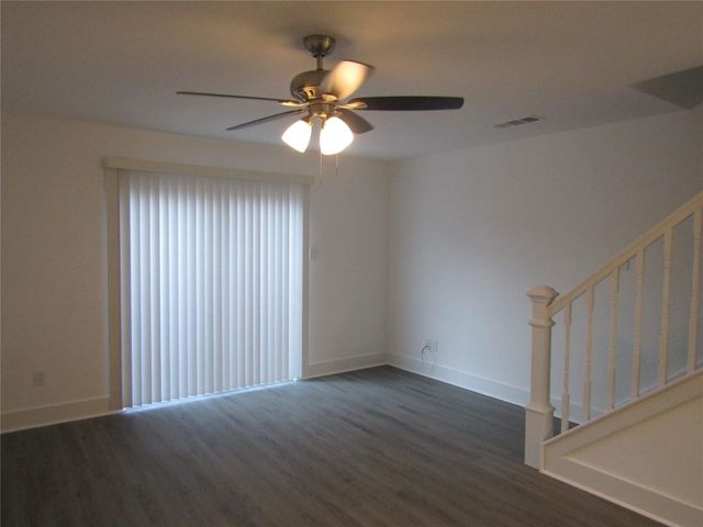 818 W Collins Street, Denton, TX 76201