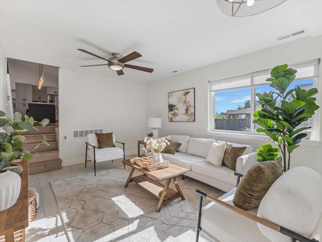 11462 S HIDDEN VALLEY BLVD, Sandy, UT 84092