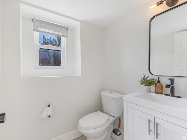 11462 S HIDDEN VALLEY BLVD, Sandy, UT 84092