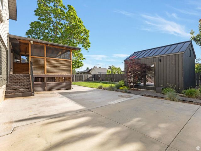 11462 S HIDDEN VALLEY BLVD, Sandy, UT 84092
