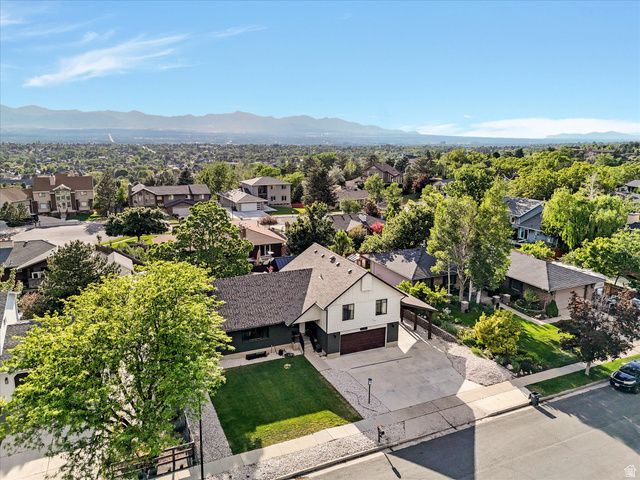 11462 S HIDDEN VALLEY BLVD, Sandy, UT 84092