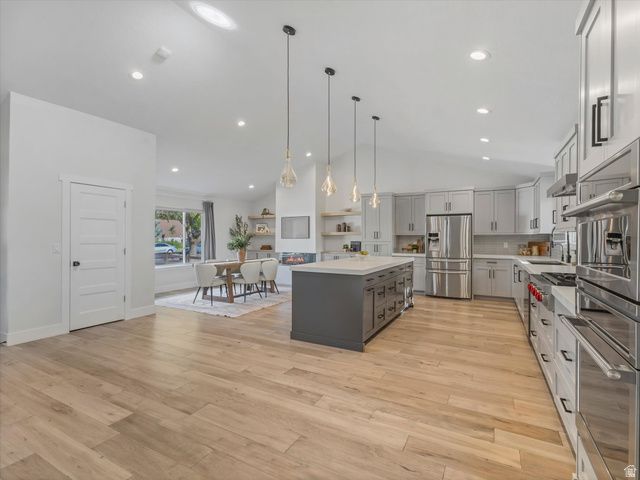 11462 S HIDDEN VALLEY BLVD, Sandy, UT 84092
