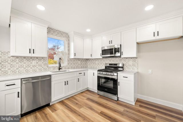 23 HASTINGS RD, Hamilton, NJ 08620