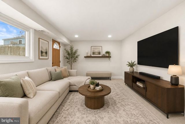 23 HASTINGS RD, Hamilton, NJ 08620