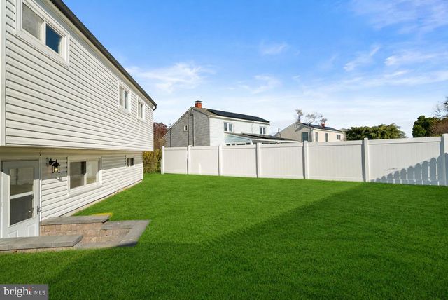 23 HASTINGS RD, Hamilton, NJ 08620