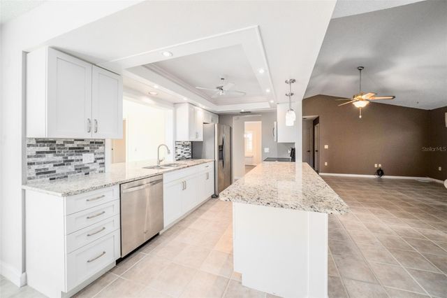 3162 E VILLAGE DRIVE, Venice, FL 34293