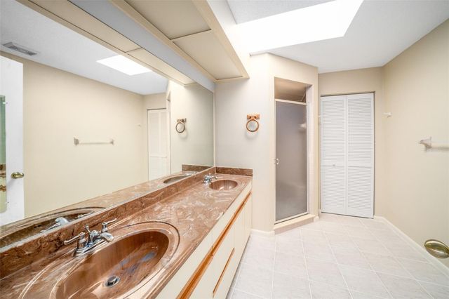 3162 E VILLAGE DRIVE, Venice, FL 34293