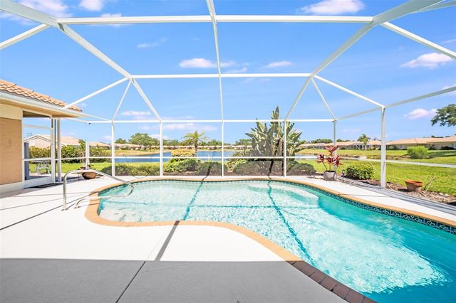 3162 E VILLAGE DRIVE, Venice, FL 34293