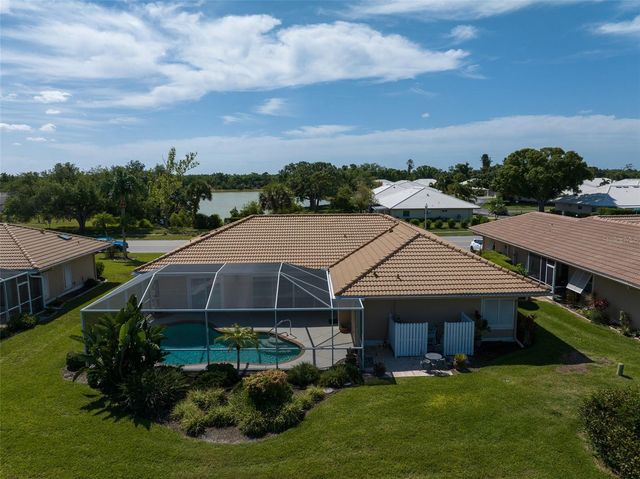 3162 E VILLAGE DRIVE, Venice, FL 34293