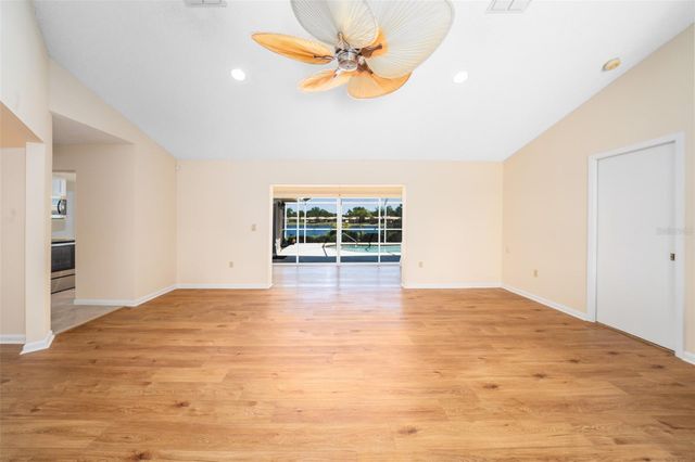 3162 E VILLAGE DRIVE, Venice, FL 34293