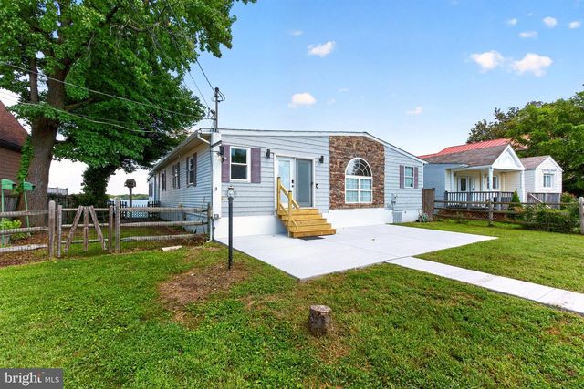 3704 EDGEWATER PL, Dundalk, MD 21222