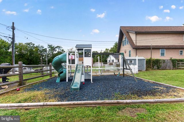 3704 EDGEWATER PL, Dundalk, MD 21222