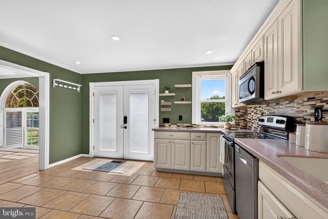 3704 EDGEWATER PL, Dundalk, MD 21222