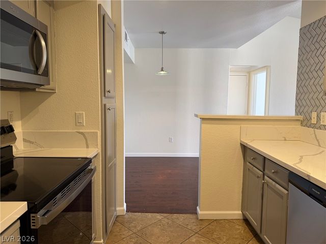 6650 West Warm Springs Road 2154, Las Vegas, NV 89118