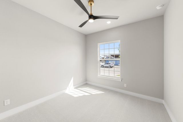 117 Burke ST, Liberty Hill, TX 78642