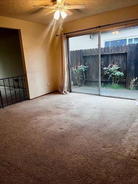 Image 12 of property listing at 3312 Jayanne Way, Carmichael, CA 95608