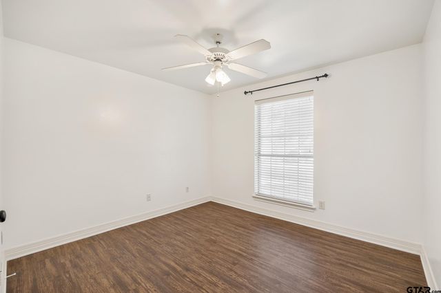 209 Cass Cir, Flint, TX 75762