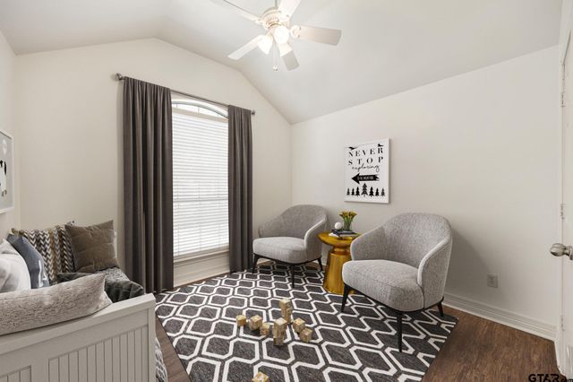 209 Cass Cir, Flint, TX 75762