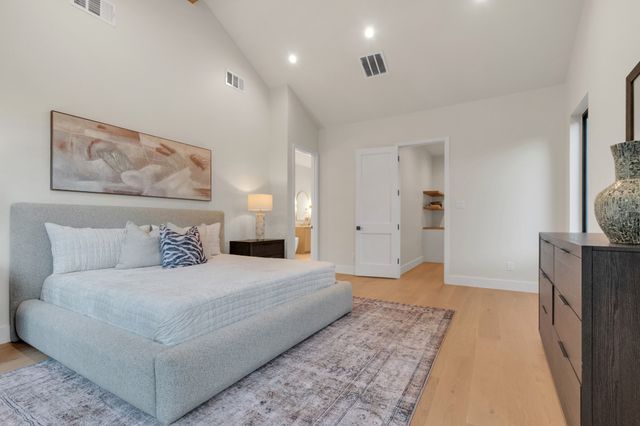 9038 Santa Clara Drive, Dallas, TX 75218