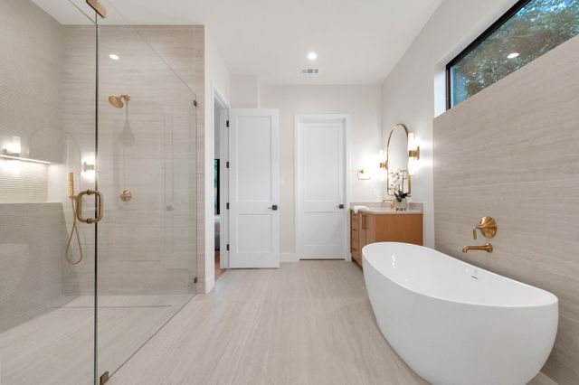 9038 Santa Clara Drive, Dallas, TX 75218