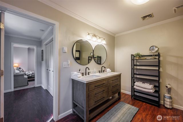 9029 Icicle RD, Leavenworth, WA 98826