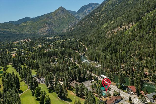 9029 Icicle RD, Leavenworth, WA 98826